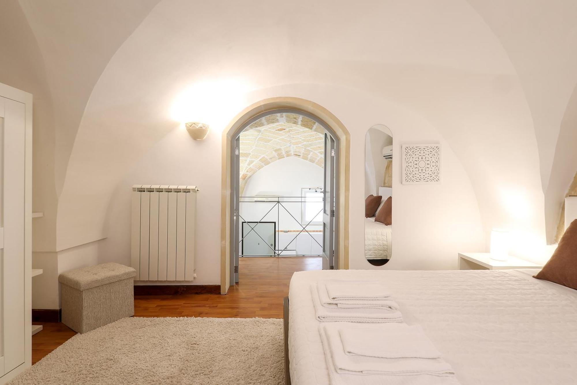 Goodstay La Suite 10 - Rooms - Lecce Esterno foto